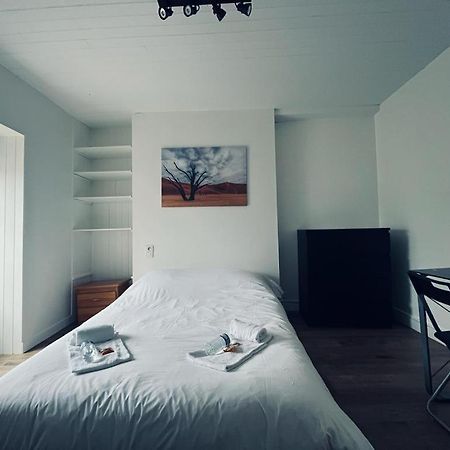 Apartamento Le Sacré, Au pied de la cathédrale Reims Exterior foto