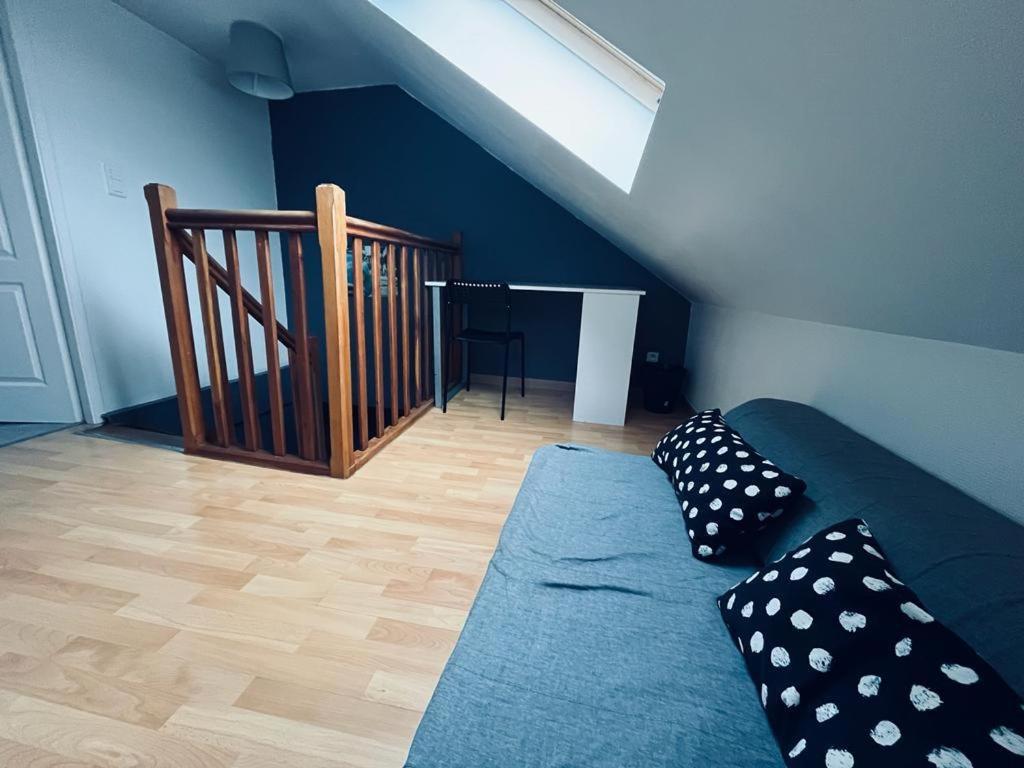 Apartamento Le Sacré, Au pied de la cathédrale Reims Exterior foto