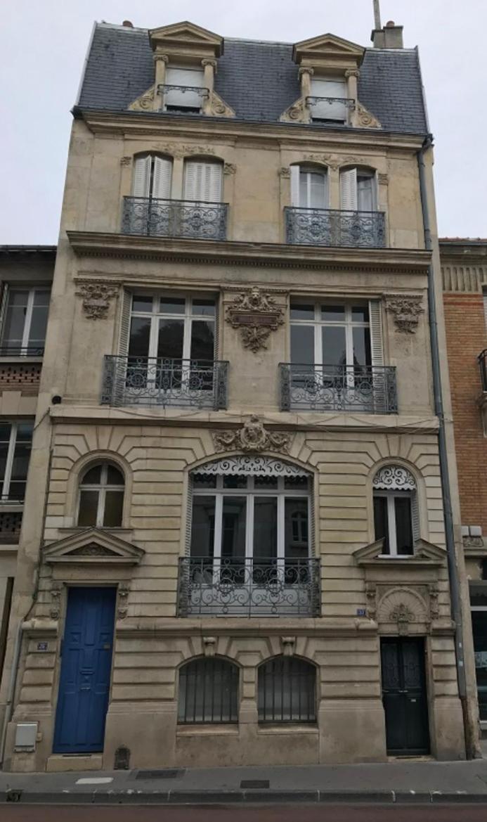 Apartamento Le Sacré, Au pied de la cathédrale Reims Exterior foto